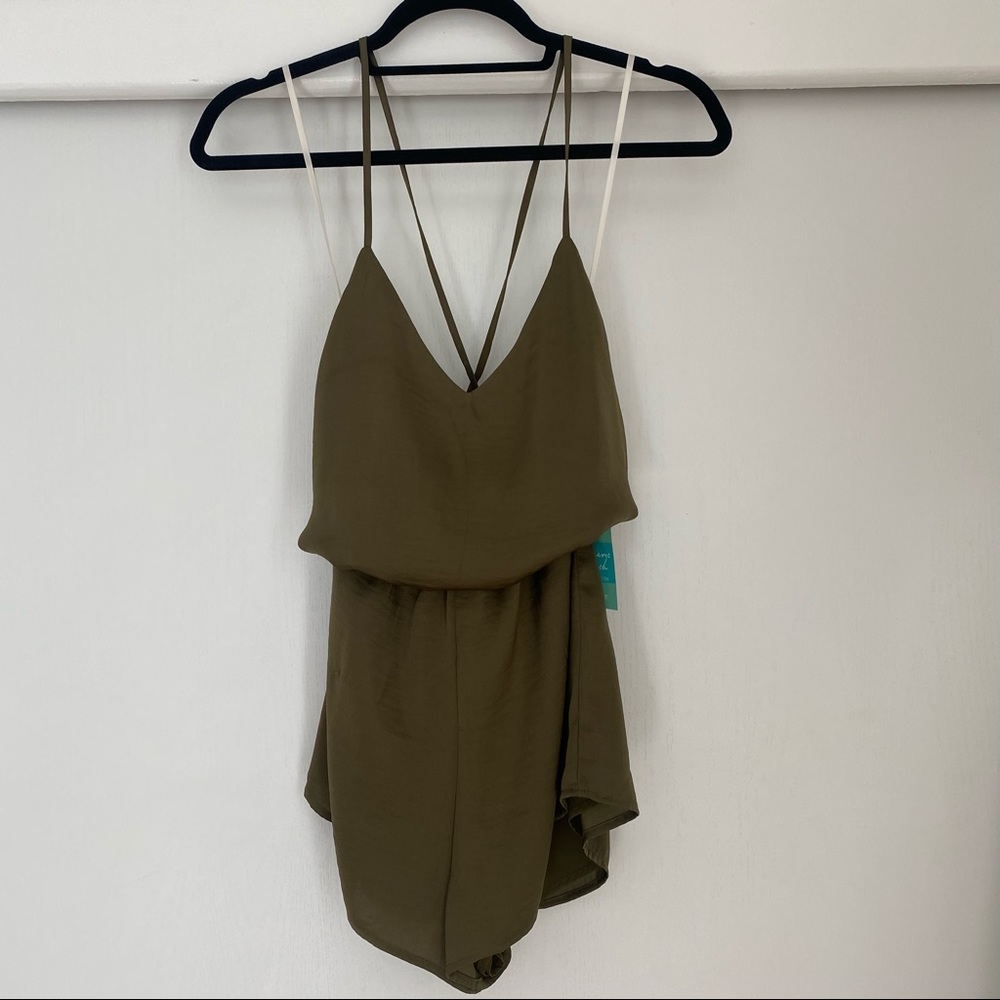 Forever 21 Cross Back Romper *NWT*